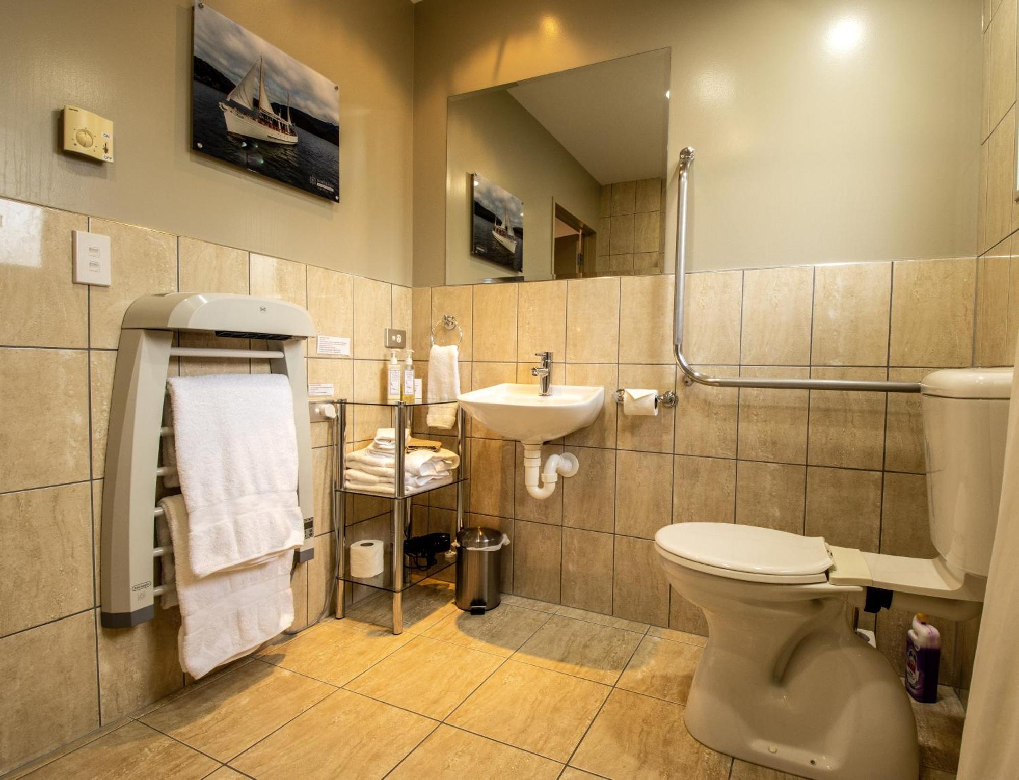 Blue Ridge Studios And Bed & Breakfast Te Anau Exterior foto