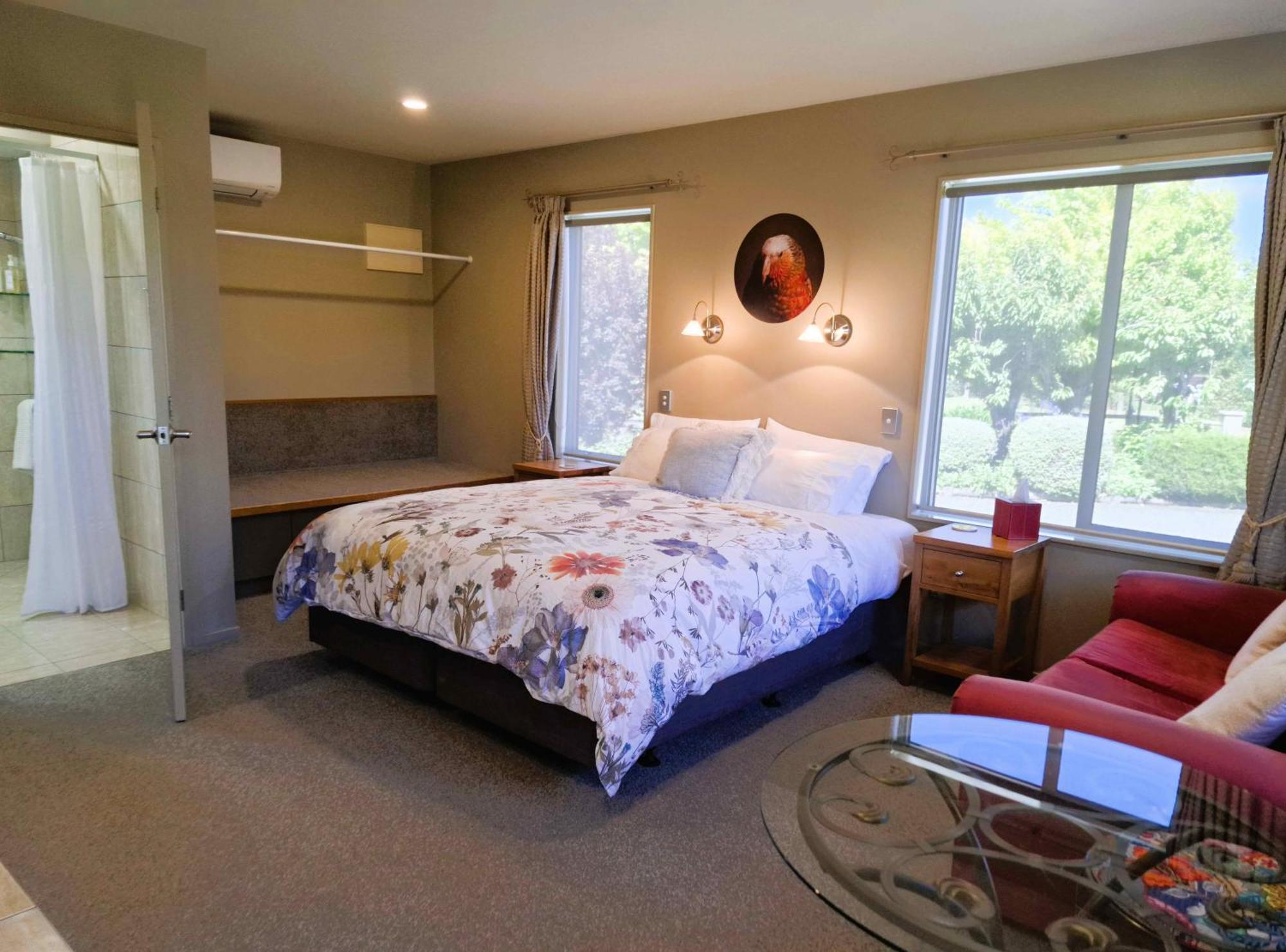 Blue Ridge Studios And Bed & Breakfast Te Anau Exterior foto